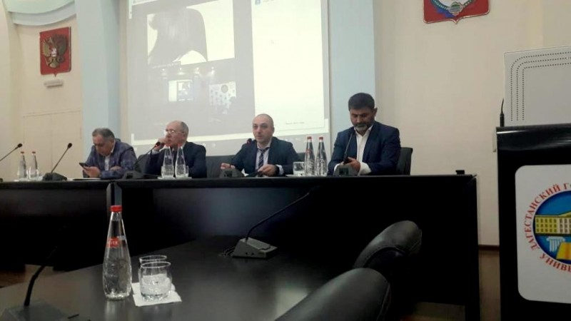 В Махачкале открылись Восьмые Всероссийские историко-этнографические чтения памяти профессора Расула Магомедова
