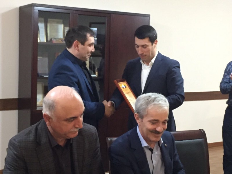 Праздничное совещание
