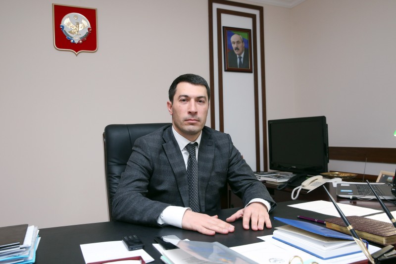 Руководитель Агентства Кахриманов Заур поздравляет всех мусульман с Праздником Ураза-Байрам