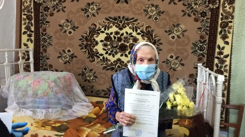 Вдовы участников Великой Отечественной получили сертификаты на сумму более 1 миллиона рублей