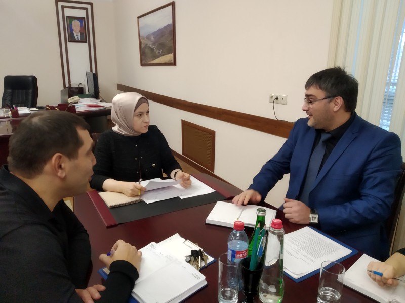 Вопросы установления границ территорий и охранных зон обсудили в Дагнаследии
