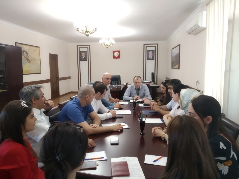Вопросы систематического наблюдения за состоянием объектов культурного наследия рассмотрели на рабочем совещании в Дагнаследии